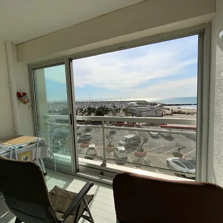 Le Cap D'or- Beachfront With Air Conditioning!